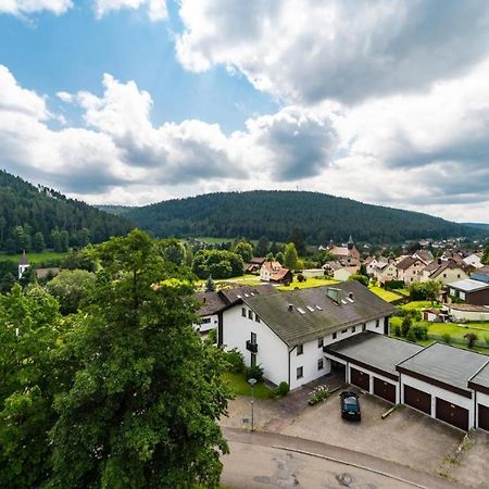 Schwarzwaldsuite Mit Panorama Waldblick 엔즈클로슈테르레 외부 사진