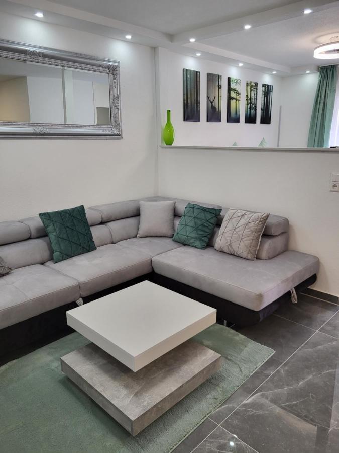 Schwarzwaldsuite Mit Panorama Waldblick 엔즈클로슈테르레 외부 사진