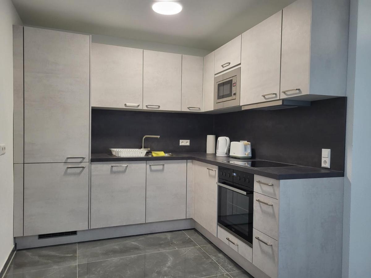 Schwarzwaldsuite Mit Panorama Waldblick 엔즈클로슈테르레 외부 사진